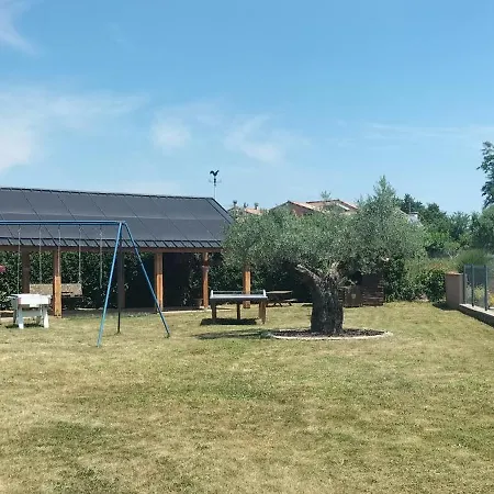 Holiday home Mas Du Droulet Piscine Chauffee Laurac-en-Vivarais